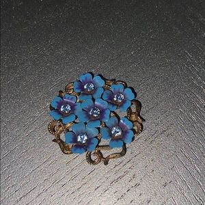 Blue floral broach pin